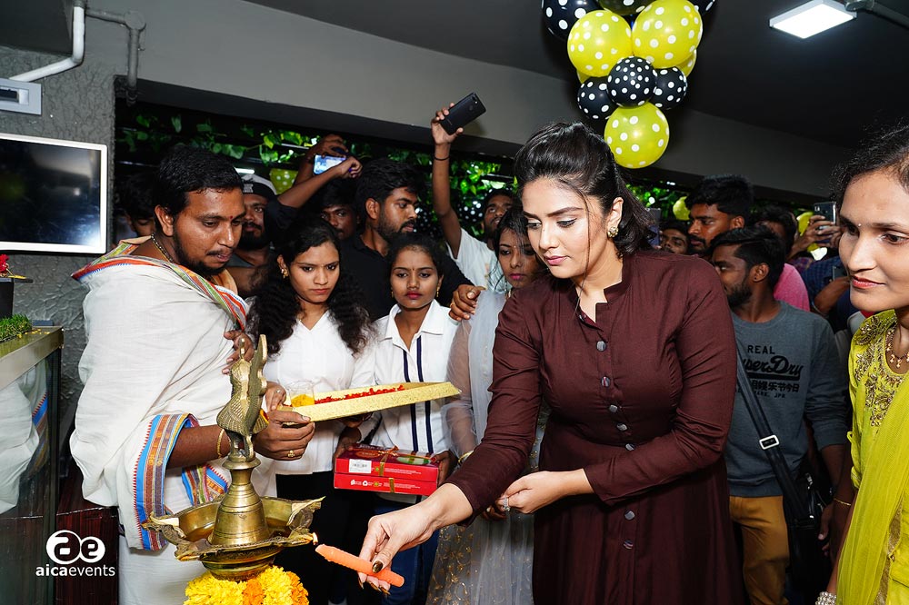 biggies_opening_decor_by_aicaevents(3)